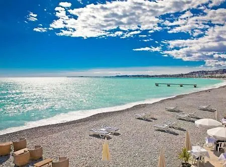 100m De La * Nizza