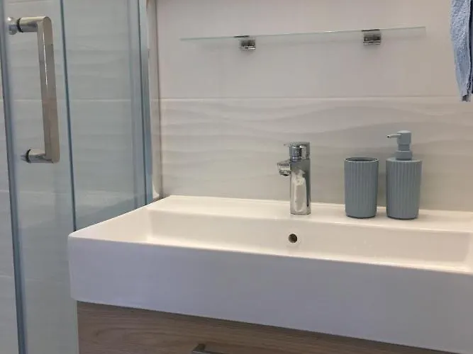Apartmán 100m De La Nice
