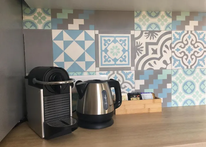 100m De La Apartman